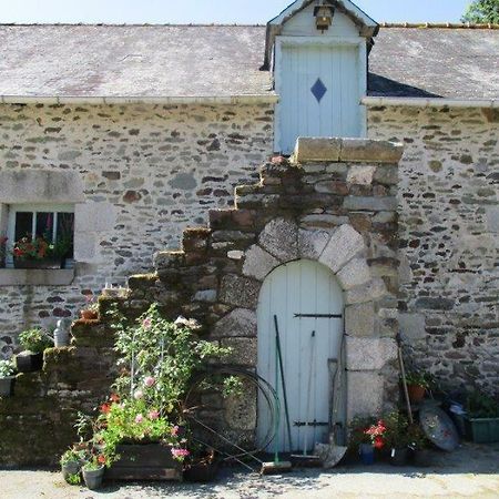 Le Petit Chateau Noyal-Pontivy Esterno foto